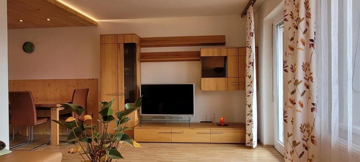 Alpen Appart Bludenz City Bagian luar foto